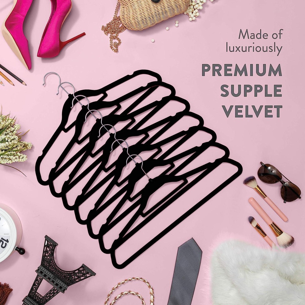 10 PK Velvet Hangers Set Packed