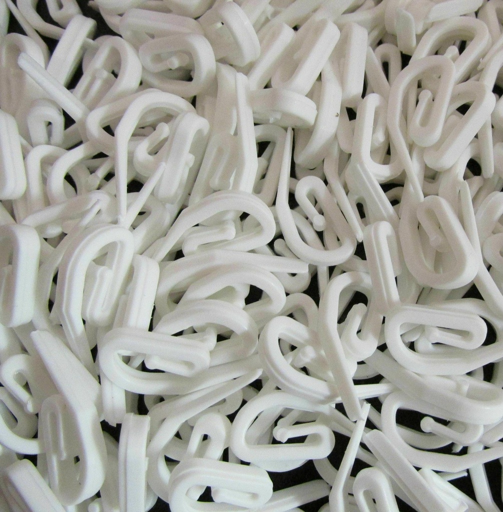 100pc CURTAIN HOOKS FOR RING.